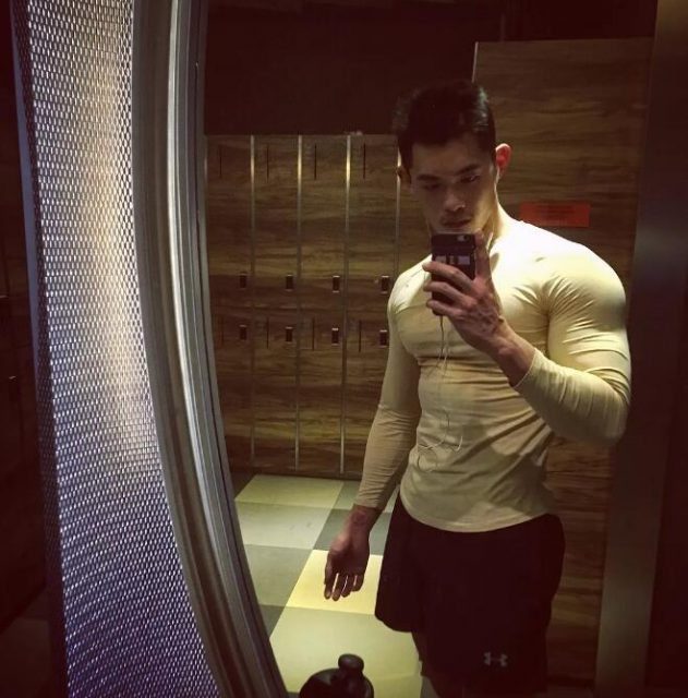 前^后^翘的痞帅长腿big筋霸，一看就很厉害的肌肉男！ - 51虹马